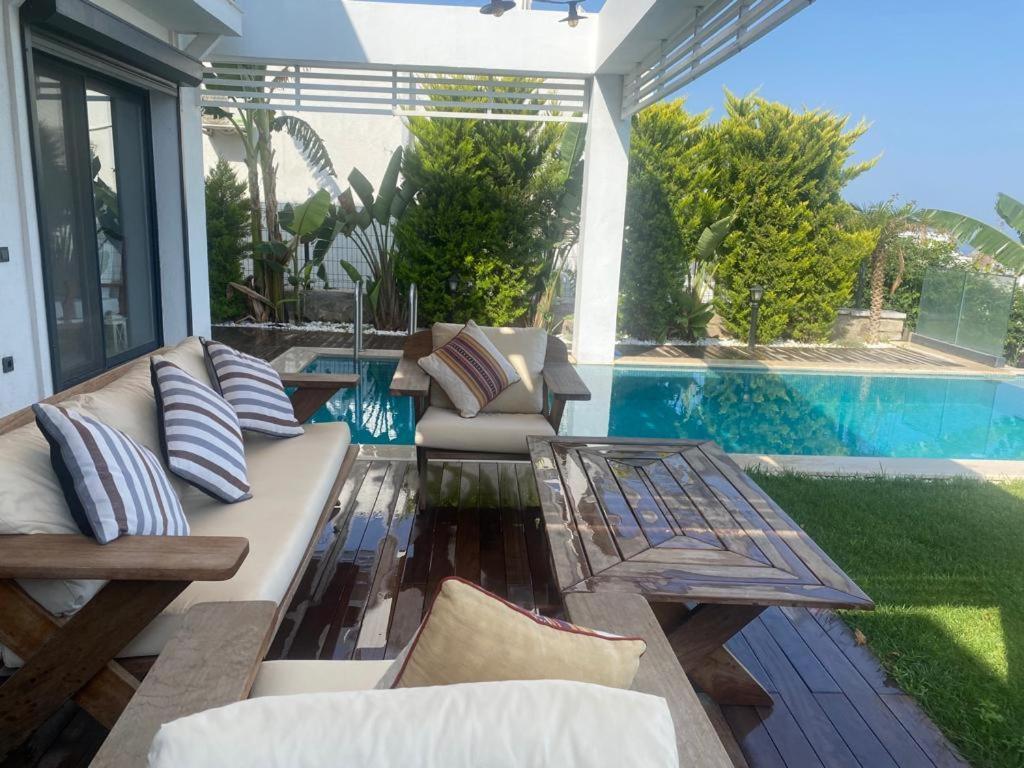 Villa Aleph-Kiralik Muestakil Havuzlu Luex Villa Bodrum ภายนอก รูปภาพ