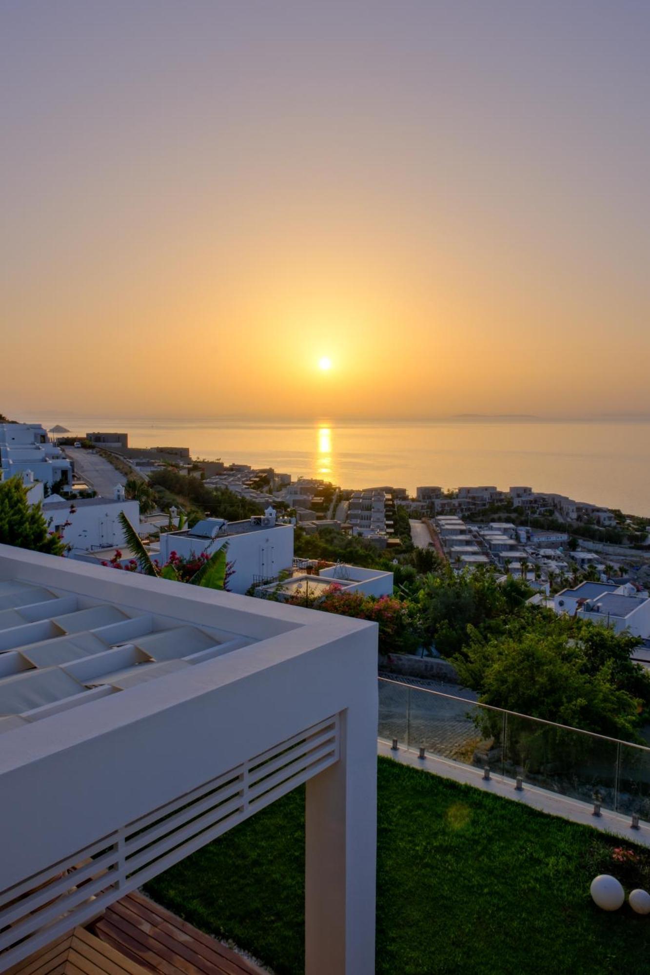 Villa Aleph-Kiralik Muestakil Havuzlu Luex Villa Bodrum ภายนอก รูปภาพ